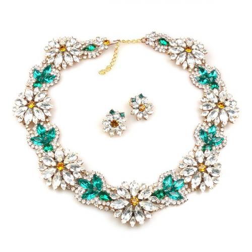  "Elisabeth Taylor Replica Necklace Set"